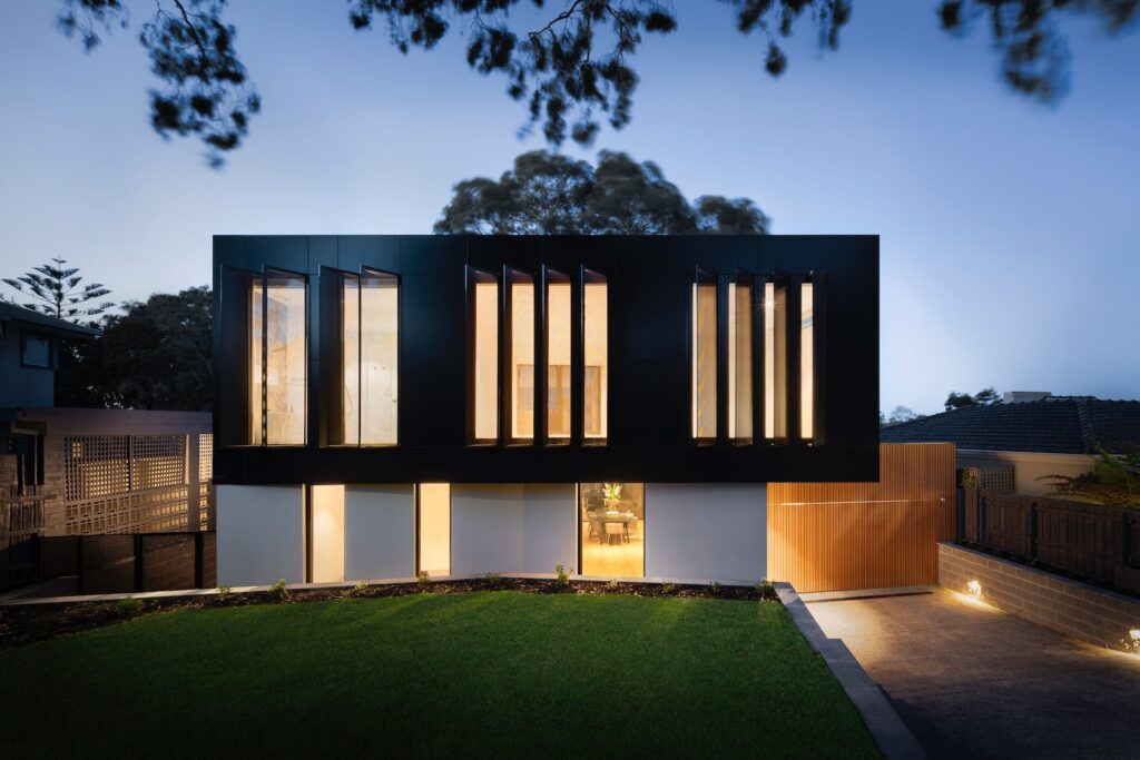 Must-Haves for a Custom Home Built in Glendale, CA