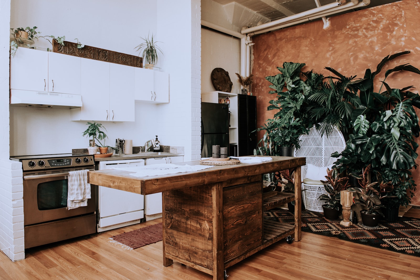 Maximize the Magic: General Remodeling to Increase Space in Your Pasadena Kitchen